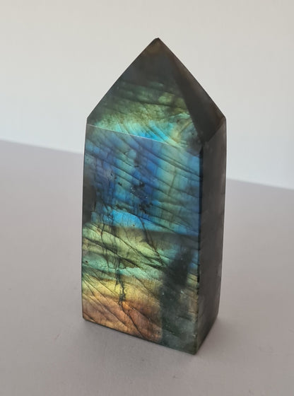 Pointe polie Labradorite 8cm / n°23