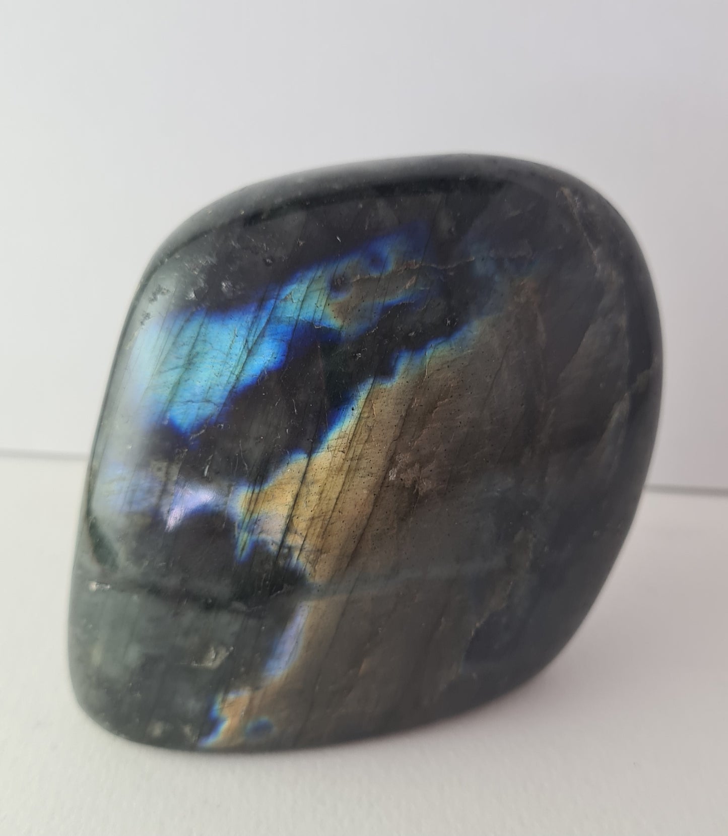 Forme libre Labradorite Polie n°33