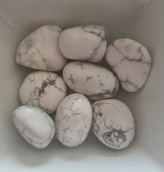 Pierre roulée Howlite
