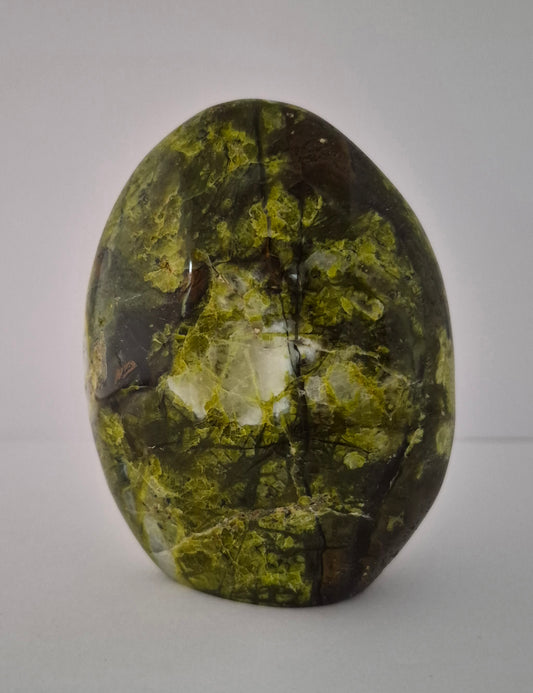 Forme libre Opale verte 9cm / n°58