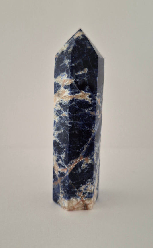 Pointe Tour polie en Sodalite 8cm / n°26