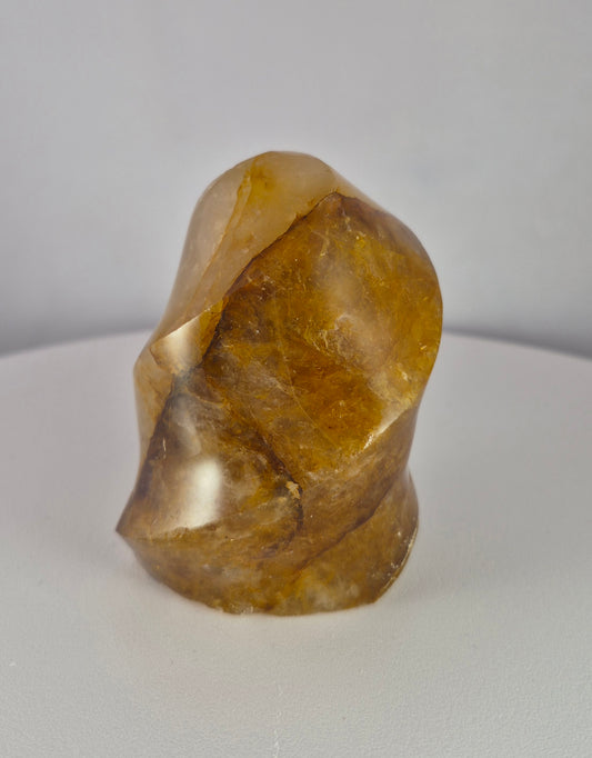 Quartz doré guérisseur flamme 8cm / n°102