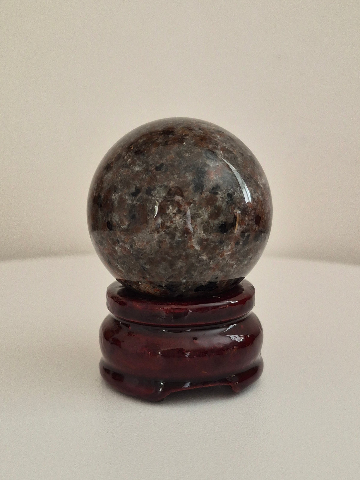Sphère en Yooperlite n°168