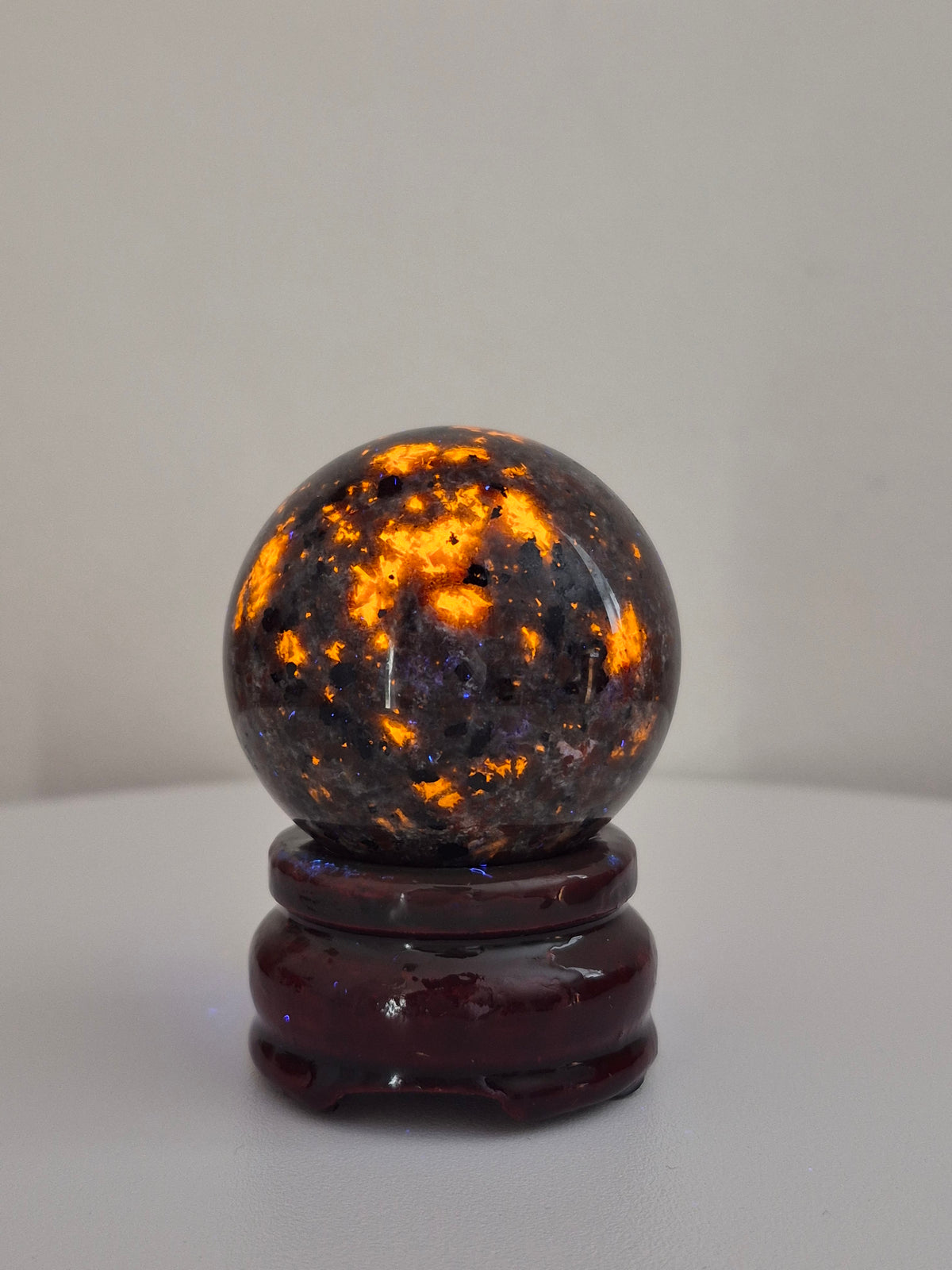 Sphère en Yooperlite n°168