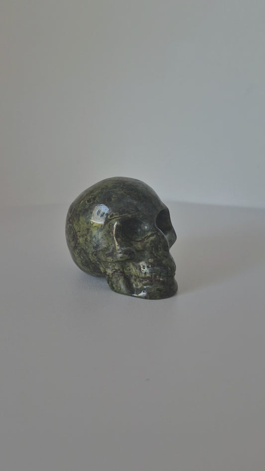 Crâne Jaspe sang de dragon 4cm / n°42