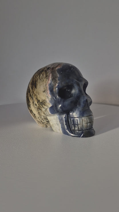 Crâne en Sodalite 7cm / n°12
