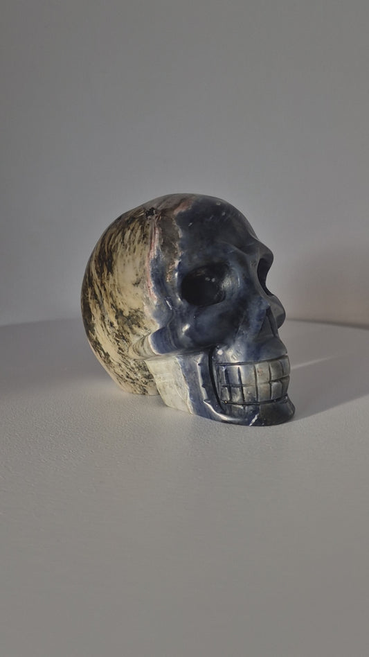 Crâne en Sodalite 7cm / n°12