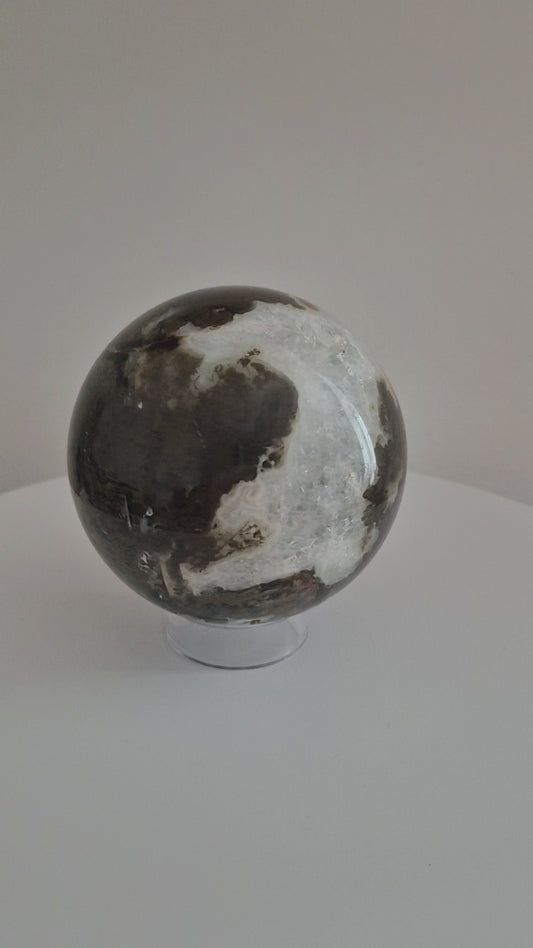 Sphère Agate mousse 9cm / n°104